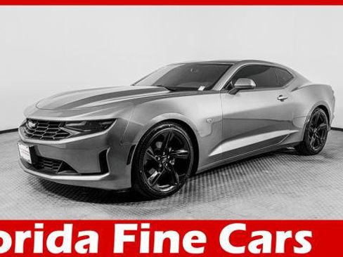 Used 2022 Chevrolet Camaro LT RWD image 1