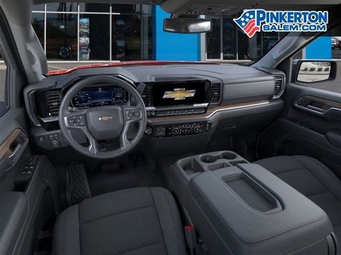 New 2025 Chevrolet Silverado 1500 LT image 15