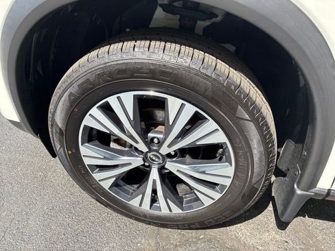 Certified 2023 Nissan Rogue SV AWD/4WD image 12
