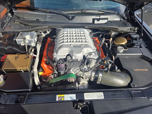 Used 2015 Dodge Challenger SRT Hellcat image 15