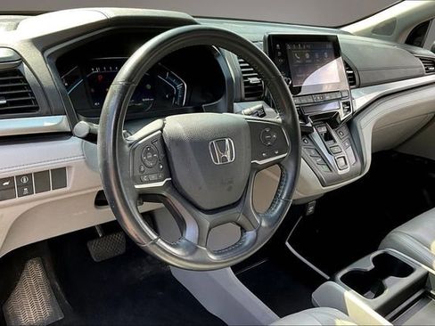 Used 2023 Honda Odyssey EX-L image 17