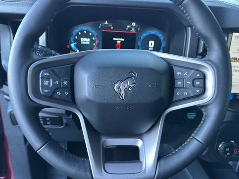 New 2025 Ford Bronco Badlands image 25