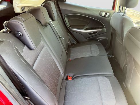 Used 2018 Ford EcoSport SE w/ SE Convenience Package image 28