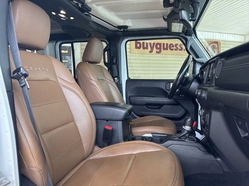 Used 2020 Jeep Wrangler Unlimited Sahara image 27