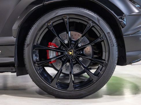 Used 2024 Lamborghini Urus S AWD/4WD image 18
