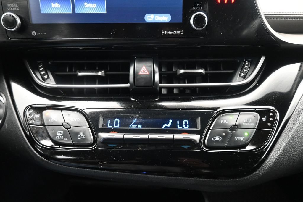 Used 2021 Toyota C-HR Limited FWD image 19