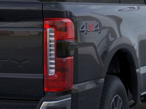 New 2026 Ford F350 Lariat image 21