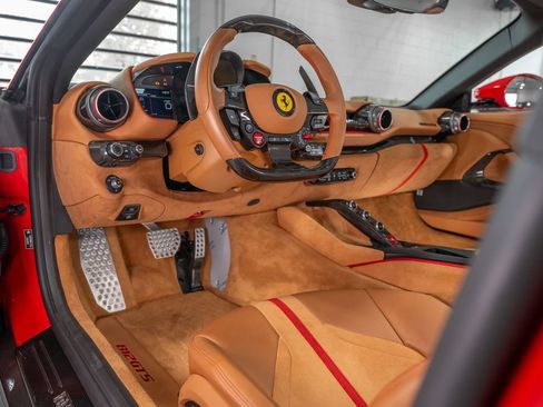 Certified 2022 Ferrari 812 GTS RWD image 25