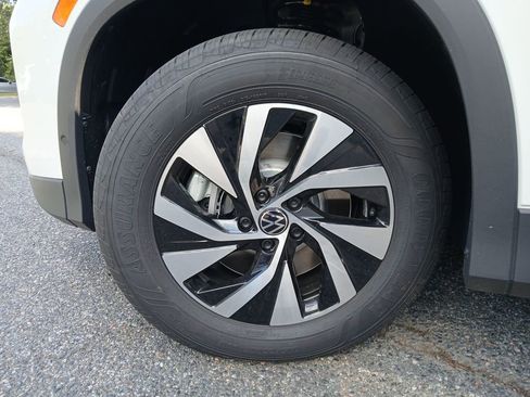 New 2025 Volkswagen Tiguan S image 25