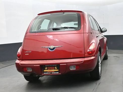 Used 2009 Chrysler PT Cruiser FWD image 8