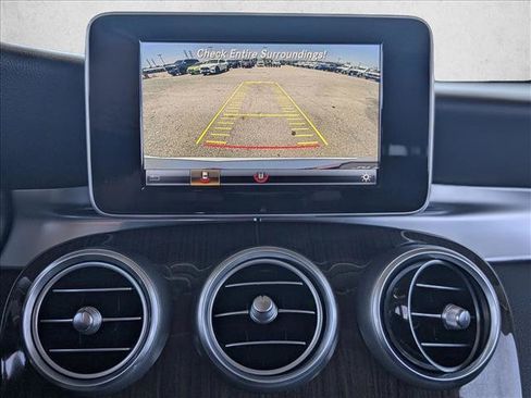 Used 2019 Mercedes-Benz GLC 350e 4MATIC image 13