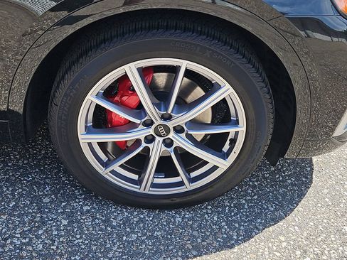 Certified 2023 Audi SQ5 Premium Plus w/ Premium Plus Package AWD/4WD image 10