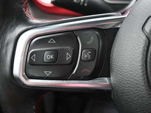 Used 2021 Jeep Gladiator Rubicon w/ Cold Weather Group AWD/4WD image 36