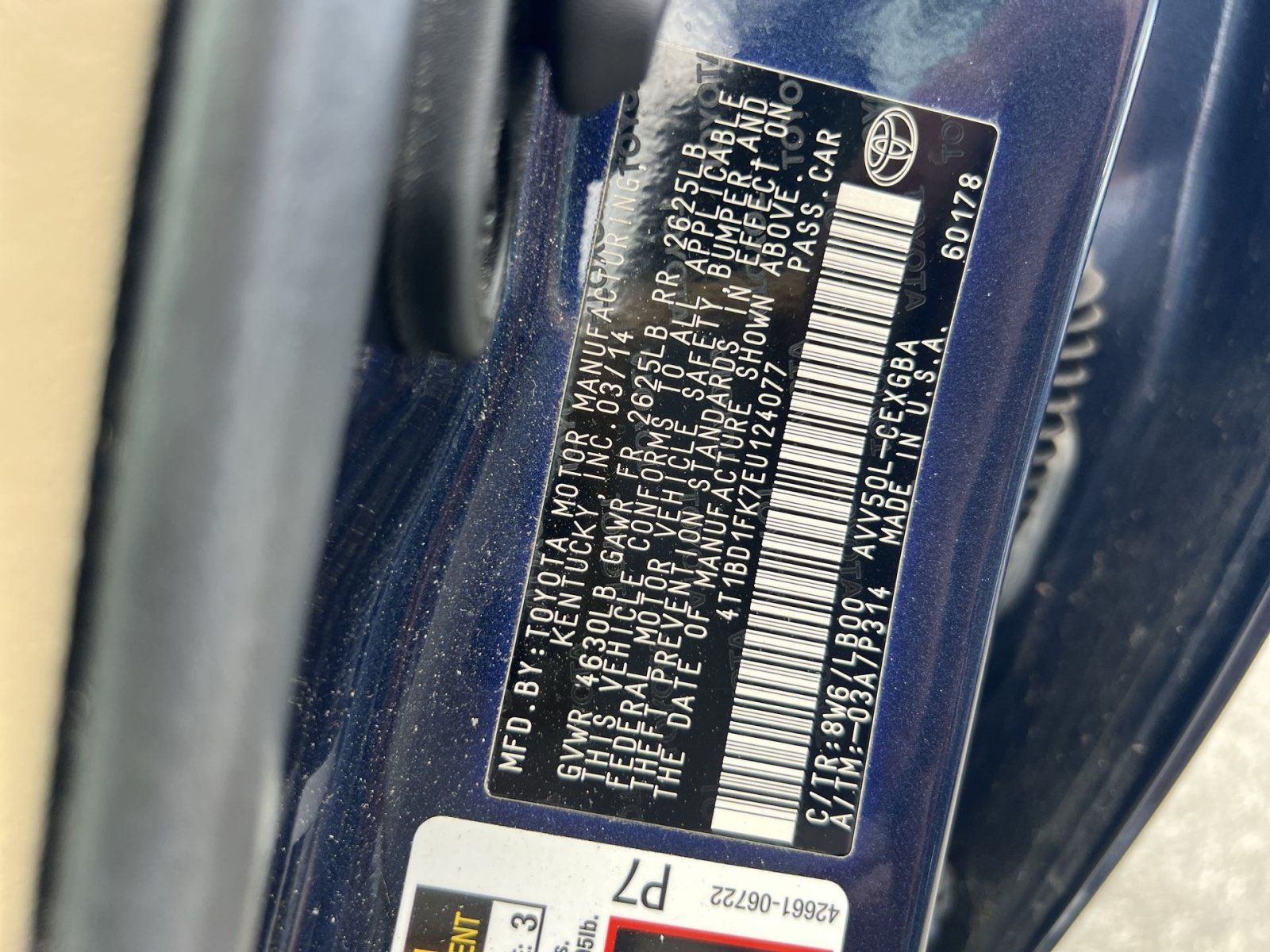 Used 2014 Toyota Camry XLE w/ Leather Package FWD image 24