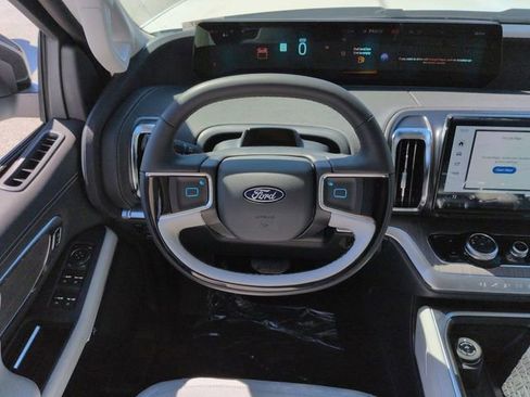 New 2025 Ford Expedition Max Platinum w/ Platinum Ultimate Package image 19