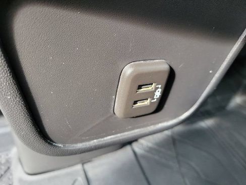 Used 2021 Chevrolet Equinox LS w/ LS Convenience Package FWD image 16