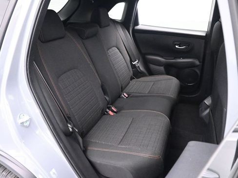 Used 2025 Honda HR-V Sport image 18