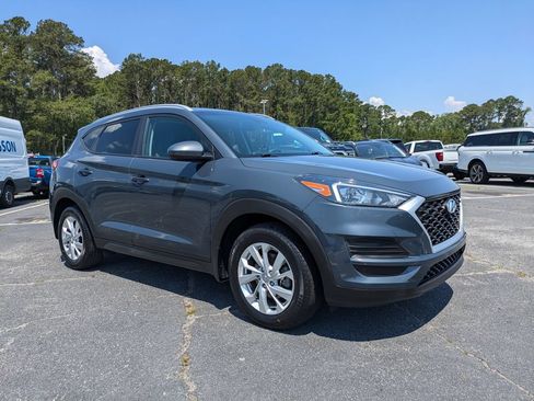 Used 2021 Hyundai Tucson Value FWD image 2