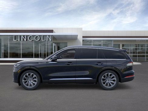 New 2026 Lincoln Aviator Reserve image 3