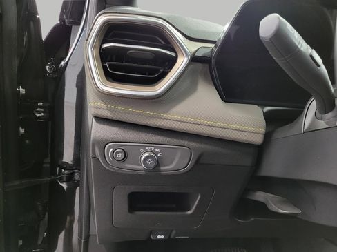 Certified 2025 Chevrolet TrailBlazer ACTIV w/ Convenience Package image 10