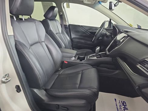 Used 2022 Subaru Outback Limited XT image 8