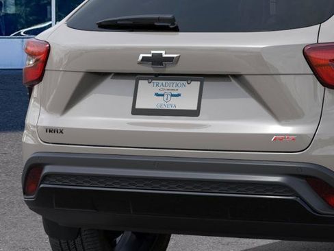 New 2026 Chevrolet Trax RS w/ Driver Confidence Package FWD image 14