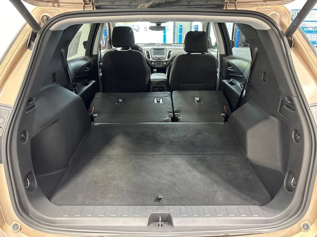 Used 2018 Chevrolet Equinox LT AWD/4WD image 37