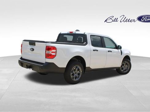 New 2026 Ford Maverick XLT w/ XLT Luxury Package FWD image 3