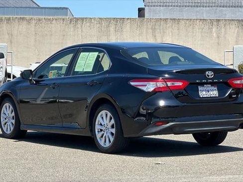 Certified 2018 Toyota Camry LE FWD image 7