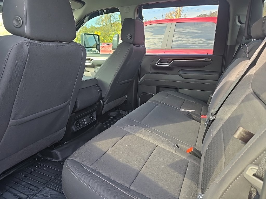 Used 2026 Chevrolet Silverado 2500 LT AWD/4WD image 10