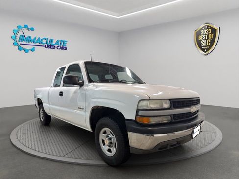 Used 2000 Chevrolet Silverado 1500 4x4 Extended Cab w/ Firm Ride Suspension Pkg image 7