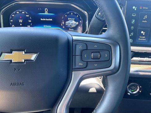 Used 2023 Chevrolet Silverado 1500 LT AWD/4WD image 20