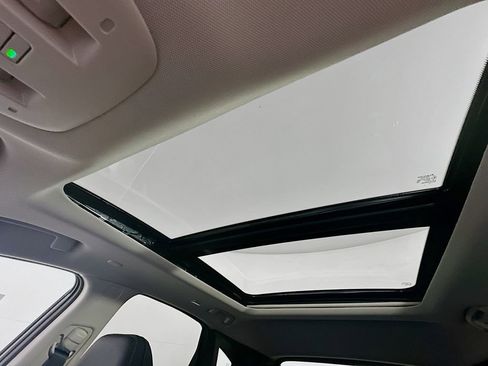 New 2025 Nissan Murano SL image 18