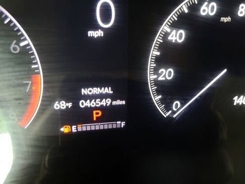 Used 2023 Honda HR-V LX image 28