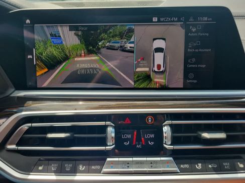 Used 2019 BMW X7 xDrive50i w/ M Sport Package AWD/4WD image 15