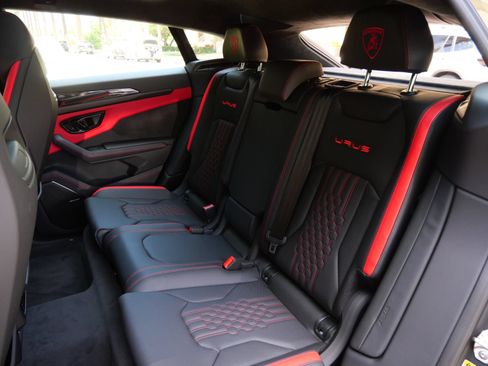 Used 2024 Lamborghini Urus S AWD/4WD image 6
