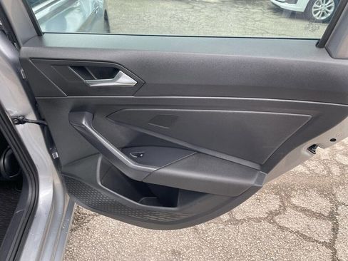 Used 2020 Volkswagen Jetta R-Line image 16