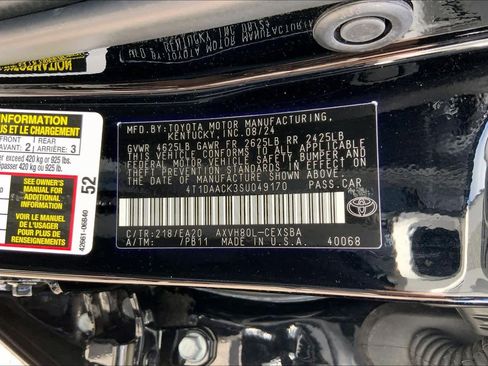 Used 2025 Toyota Camry SE FWD image 32