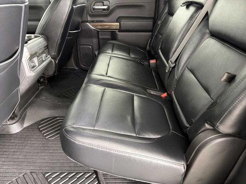 Used 2020 Chevrolet Silverado 1500 LT Trail Boss AWD/4WD image 18