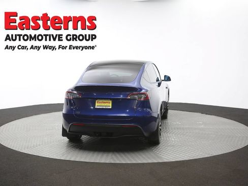 Used 2021 Tesla Model Y Long Range AWD/4WD image 30