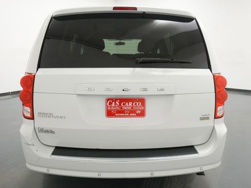 Used 2016 Dodge Grand Caravan SXT w/ Rear Park Assist Package FWD image 7