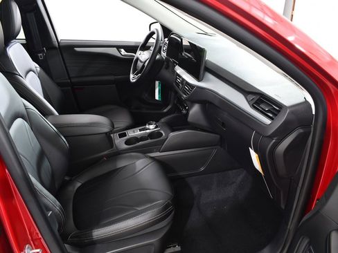 New 2026 Ford Escape SE w/ PHEV Premium Package image 10