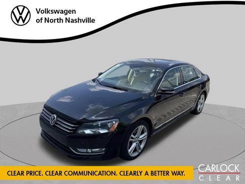 Used 2015 Volkswagen Passat 1.8T SE FWD image 1