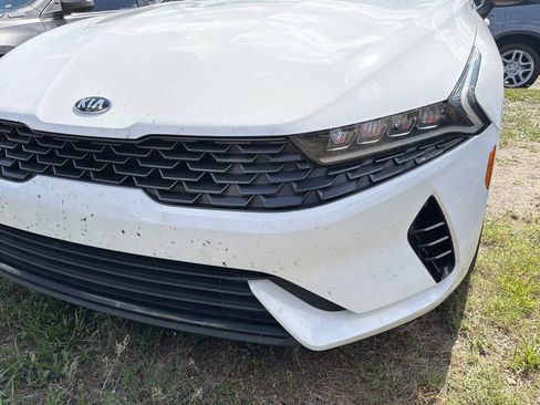 Used 2021 Kia K5 LX FWD image 4