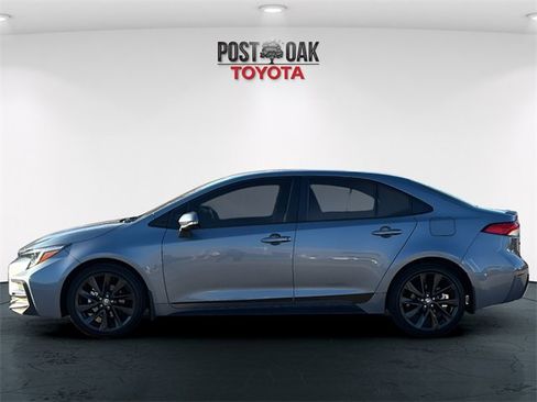 Used 2024 Toyota Corolla SE image 4