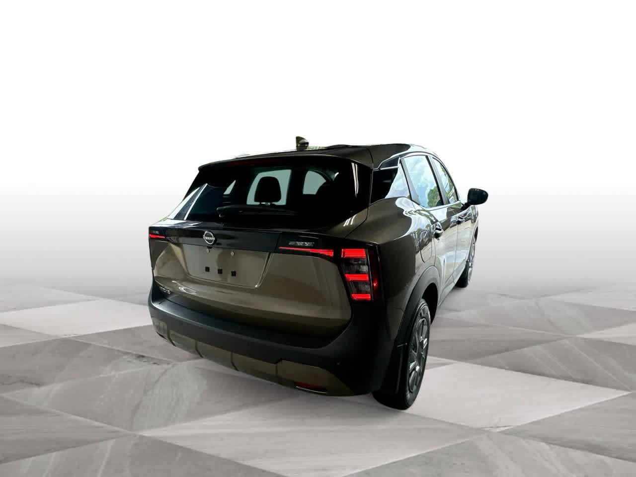 Used 2025 Nissan Kicks S FWD image 8