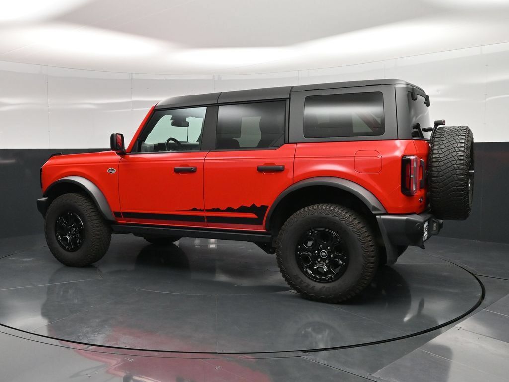 Certified 2022 Ford Bronco Wildtrak AWD/4WD image 9