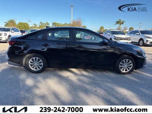 Used 2020 Kia Forte Sedan image 7