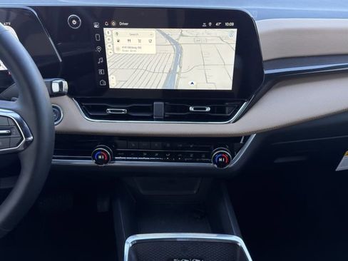 New 2026 Chevrolet Equinox ACTIV image 14