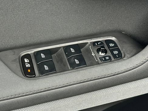 Used 2023 Polestar Polestar 2 Long Range Single Motor w/ Pilot Pack image 12